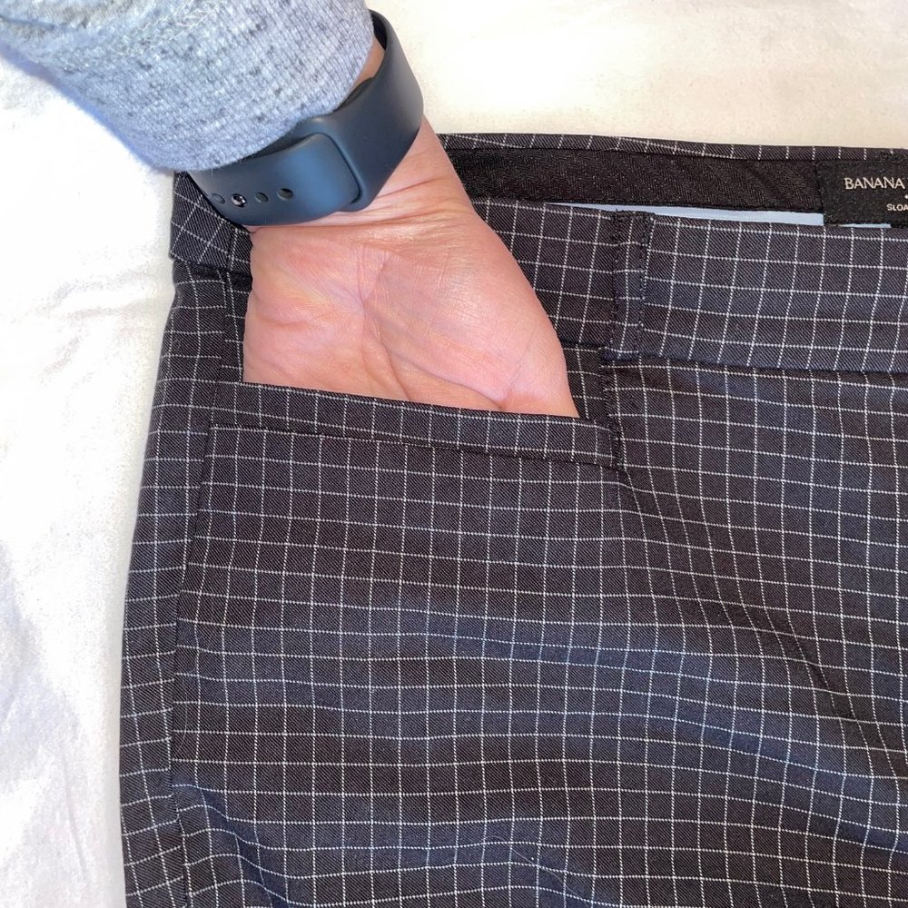 Banana Republic Grey and White Checkered Ankle Pants